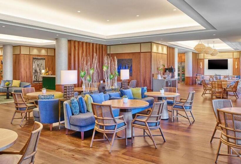 Люкс Клуб, The Ritz Carlton Maui, Kapalua