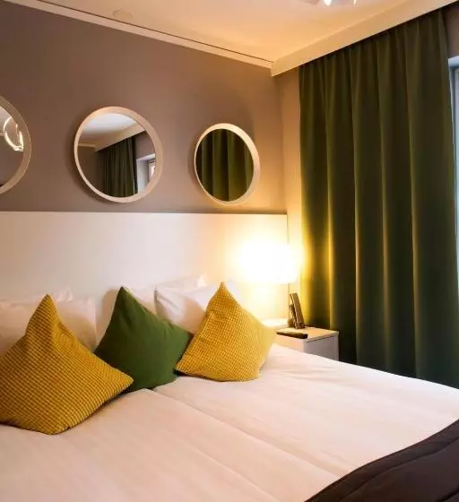 キングサイズベッドのスーペリアルーム, Welcome Hotel Barkarby