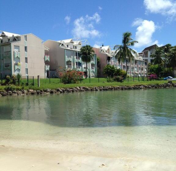 استودیوی استاندارد با چشمانداز دریا, Karaibes Residence