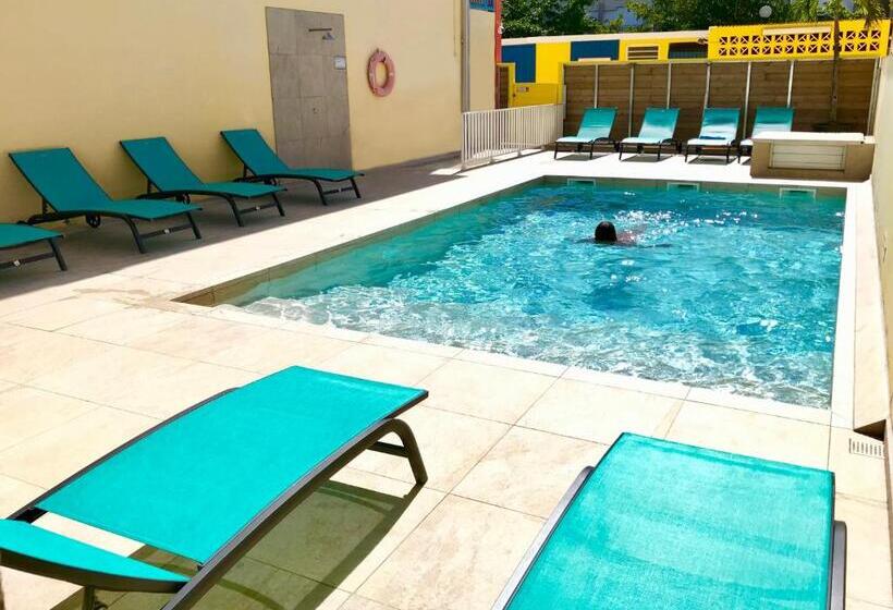 استودیو استاندارد با تراس, Karaibes Residence