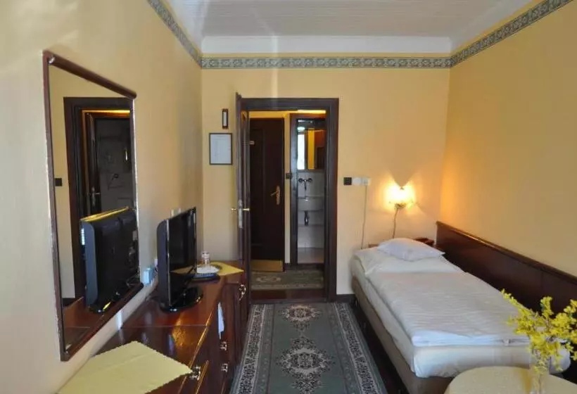 スタンダードシングルルーム, Garni Hotel Barbakan