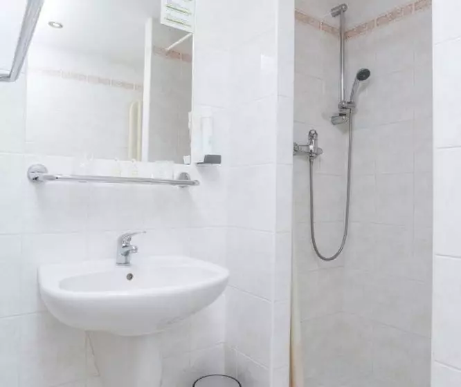 Standard-huone, Globus