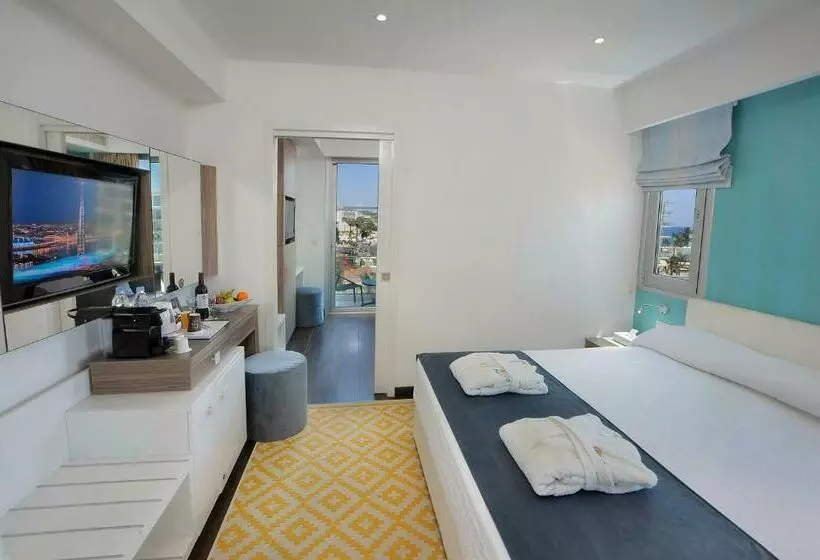 Family Junior Suite