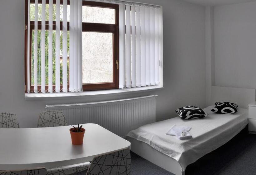 آپارتمان 1 خوابه, Pension Pod Věží