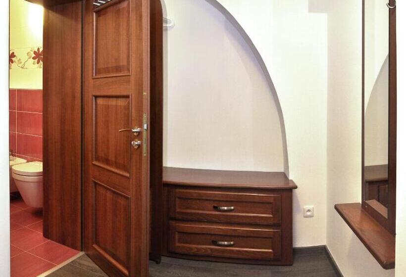 חדר סופריור, Pension Pod Věží