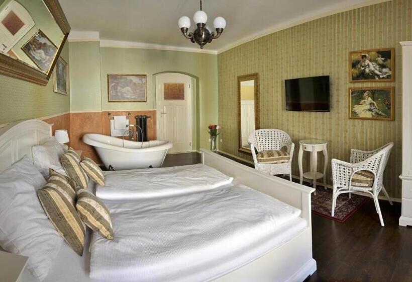 חדר דלוקס, Pension Pod Věží