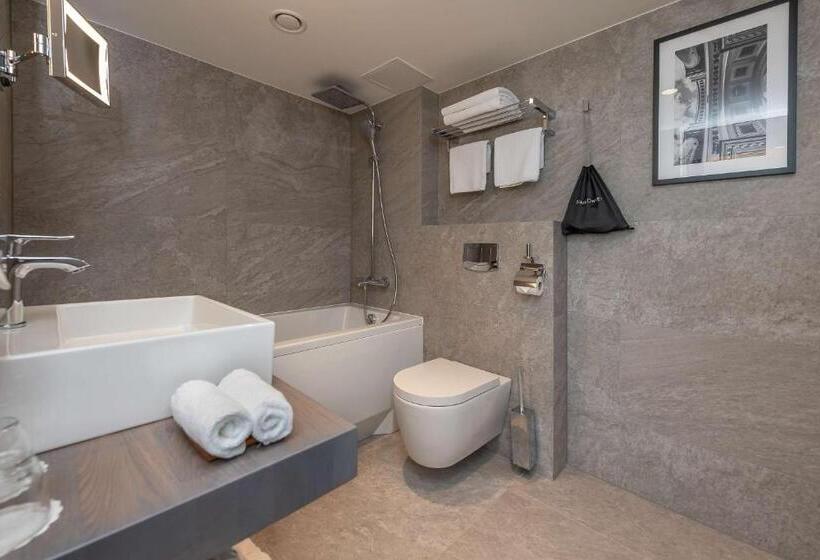 سوییت, Radisson Hotel Kaunas