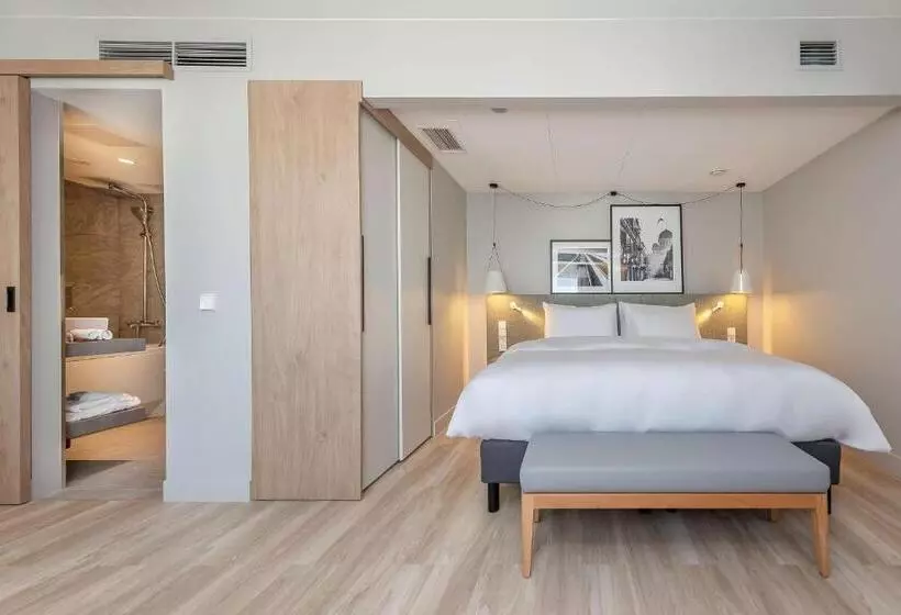 سوییت, Radisson Hotel Kaunas