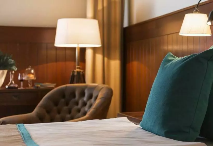 Deluxe Zimmer mit Ausblick, Ameron Hotel Abion Spreebogen Berlin