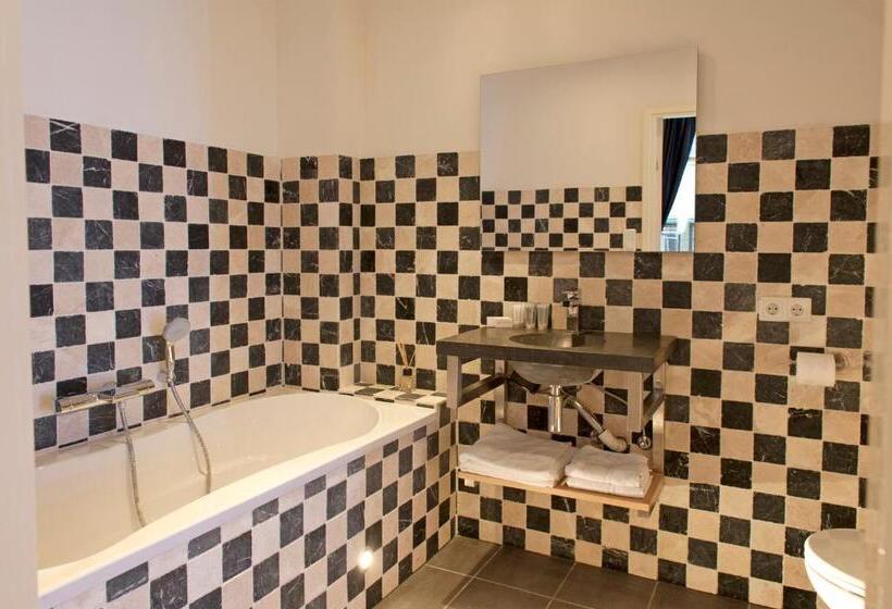 Habitació Quàdruple Deluxe, Amsterdam Rembrandt Square City Center