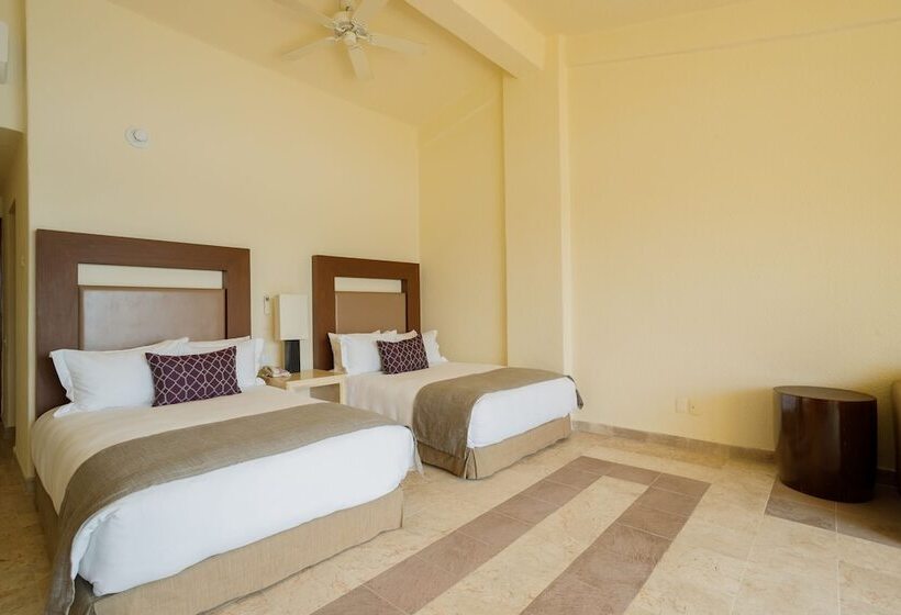 غرفة ديلوكس ذات إطلالة جانبية على البحر, Camino Real Acapulco Diamante