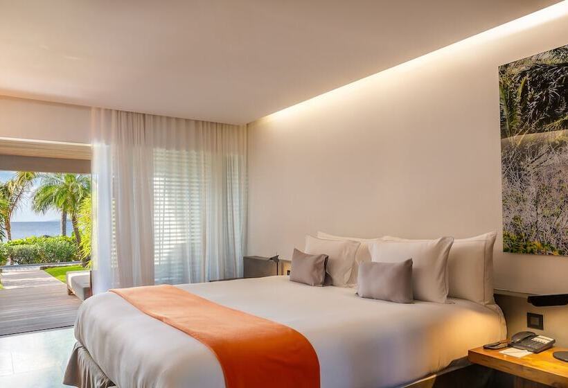 اتاق استاندارد با تراس, Christopher Saint Barth