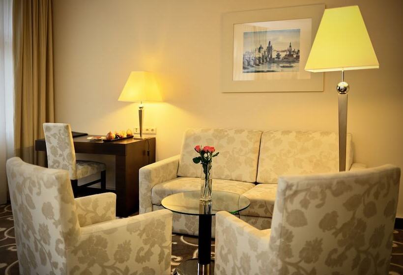 سوییت جونیور, Grand Hotel Bohemia