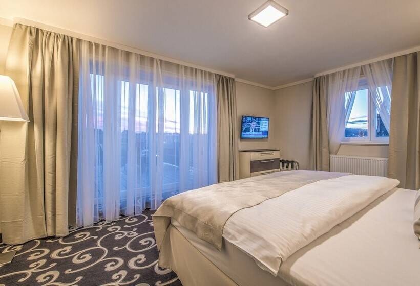 Suite with Terrace, Grand Hotel Bohemia