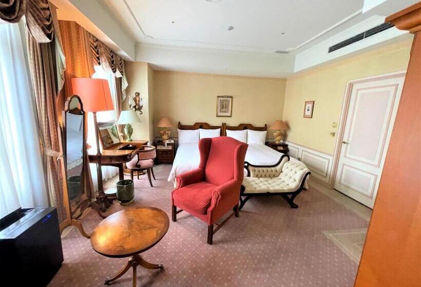 سوئیت رویال, Europe Huis Ten Bosch