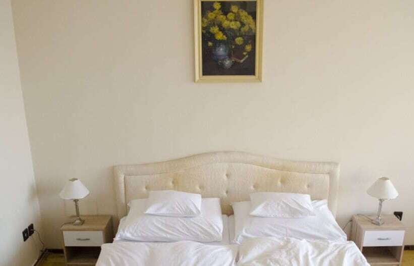 Номер Стандарт, Konferencia