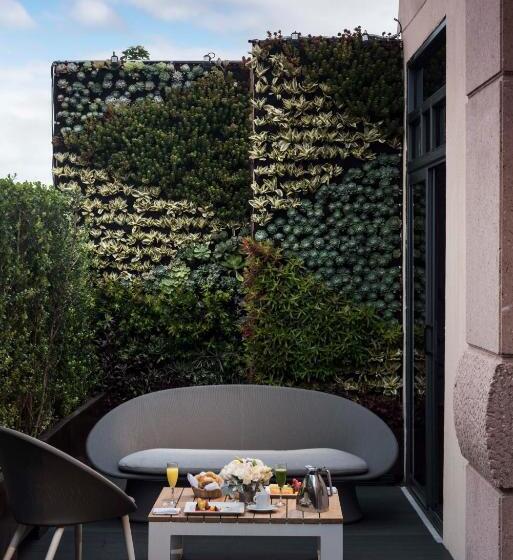 سوییت لوکس, Marquis Reforma