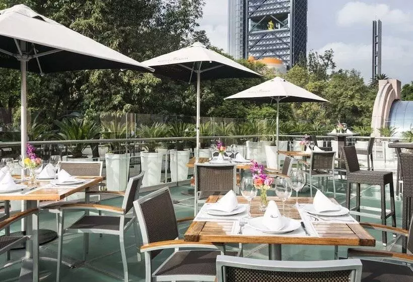 سوئیت با تخت بزرگ, Marquis Reforma