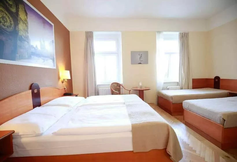 اتاق استاندارد چهار تخته, Merkur   Czech Leading Hotels