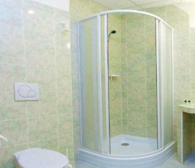 Quarto Economy, Merkur   Czech Leading Hotels