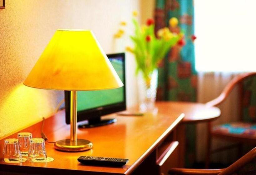 Quarto Quádruplo Estandar, Merkur   Czech Leading Hotels