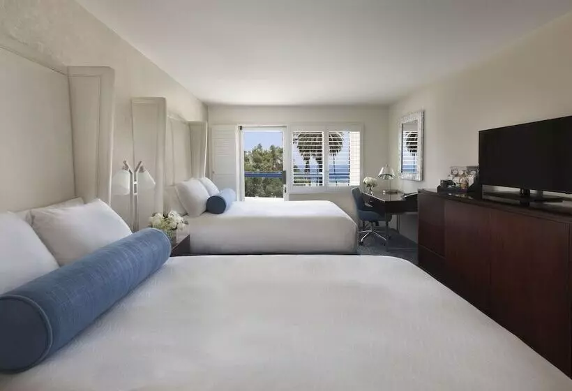 اتاق لوکس با بالکن و چشمانداز دریا, Ocean View