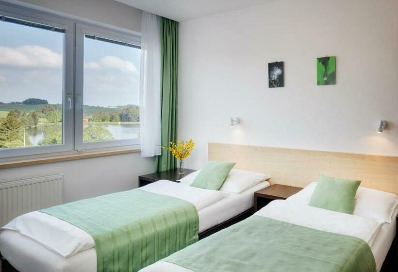 Номер Стандарт, Skalsky Dvur