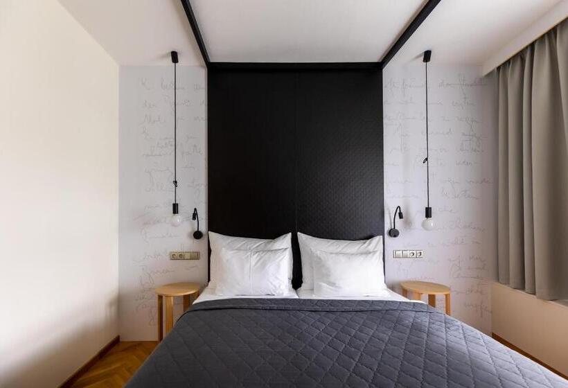 带大床的高级房间, Zámek Třešť