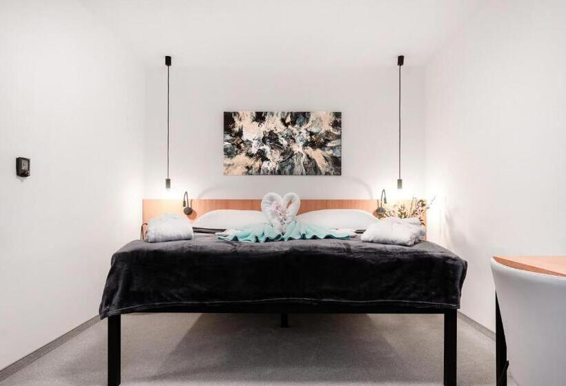 豪华家庭房间, Zámek Třešť