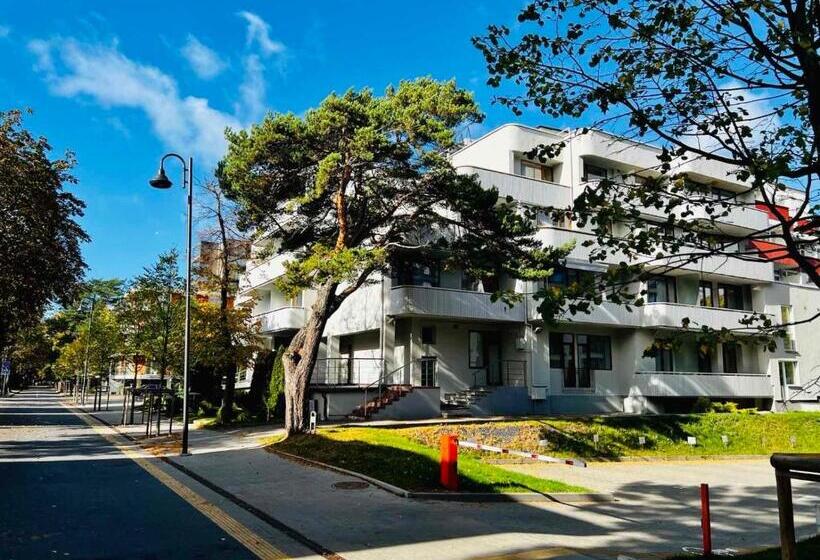 اتاق استاندارد سه تخته با بالکن, Alka Boutique Apartments & Spa