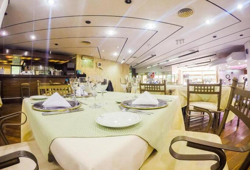 이그제큐티브 싱글룸, Alkazar