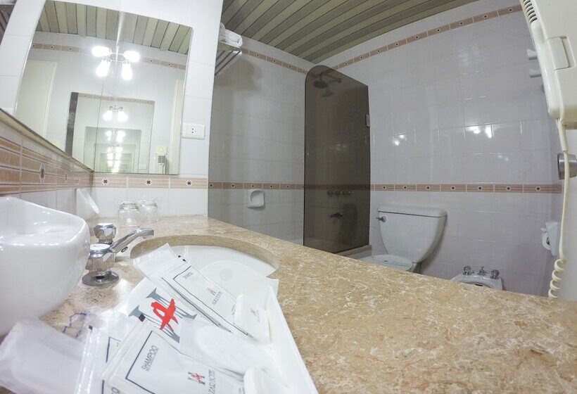 스탠다드 트리플 룸, Alkazar