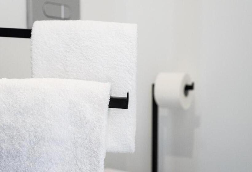 اتاق استاندارد یک نفره, Art Hotel Tartini