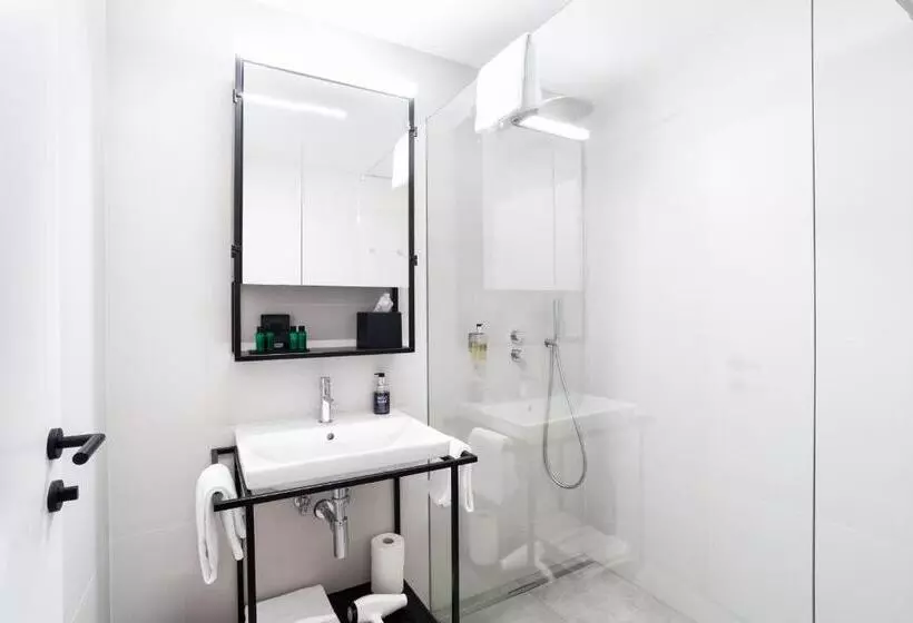 اتاق سوپریور با بالکن, Art Hotel Tartini
