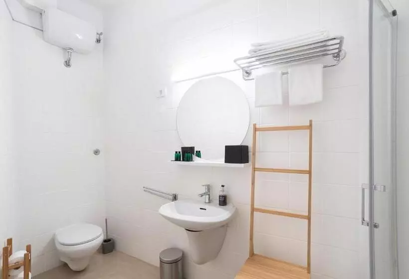 اتاق سوپریور, Art Hotel Tartini