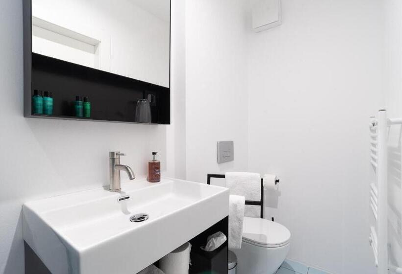 Comfort room with city view, Art Hotel Tartini