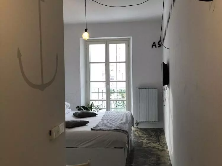اتاق سوپریور با چشم‌انداز دریا و بالکن, Art Hotel Tartini
