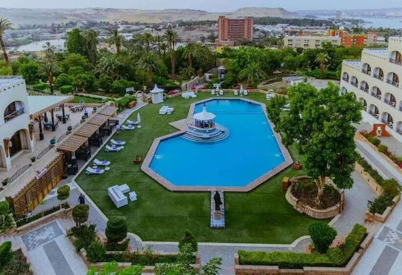 اتاق استاندارد با چشم‌انداز استخر, Basma Hotel Aswan