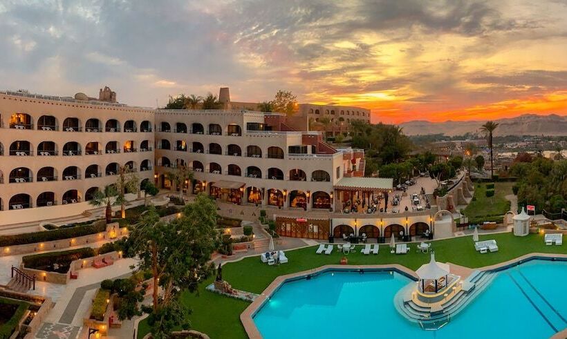 اتاق استاندارد با چشم‌انداز استخر, Basma Hotel Aswan