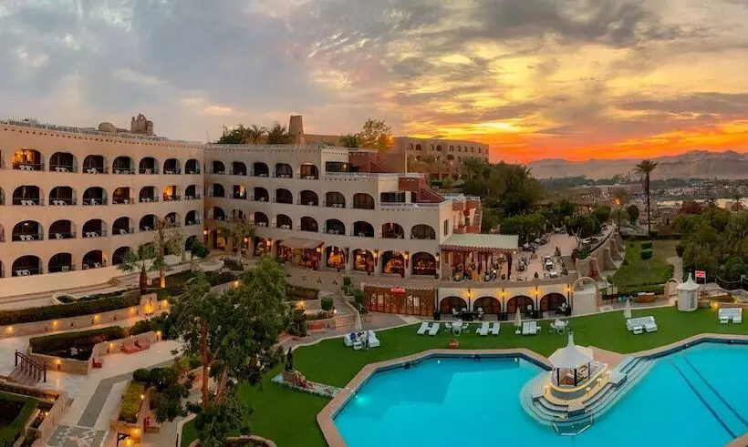 اتاق استاندارد با چشم‌انداز استخر, Basma Hotel Aswan