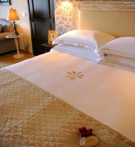 اتاق اجرایی, Byblos Sur Mer