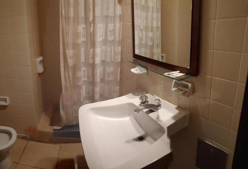 스탠다드 트리플 룸, Crystal