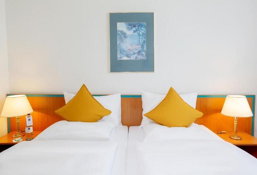 Номер Комфорт, Dorint Hotel Leipzig