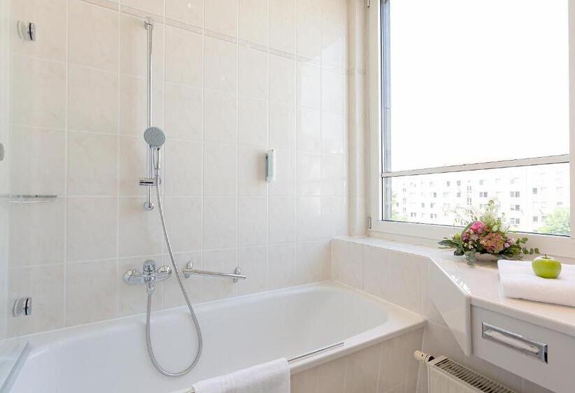 Полулюкс, Dorint Hotel Leipzig