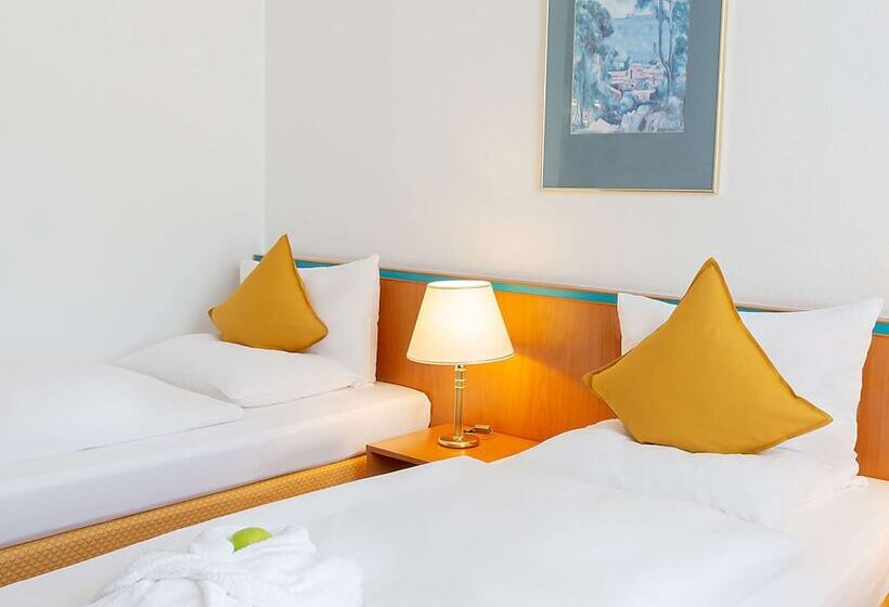 Номер Стандарт, Dorint Hotel Leipzig