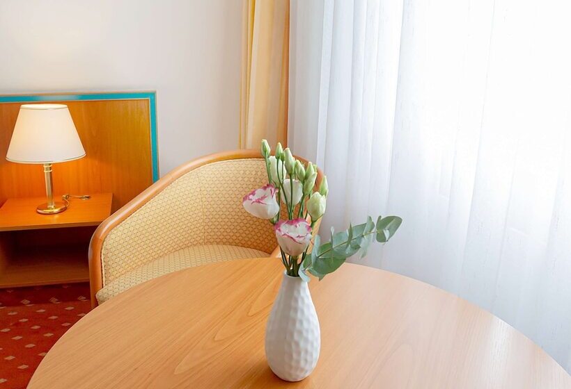 Номер Стандарт, Dorint Hotel Leipzig