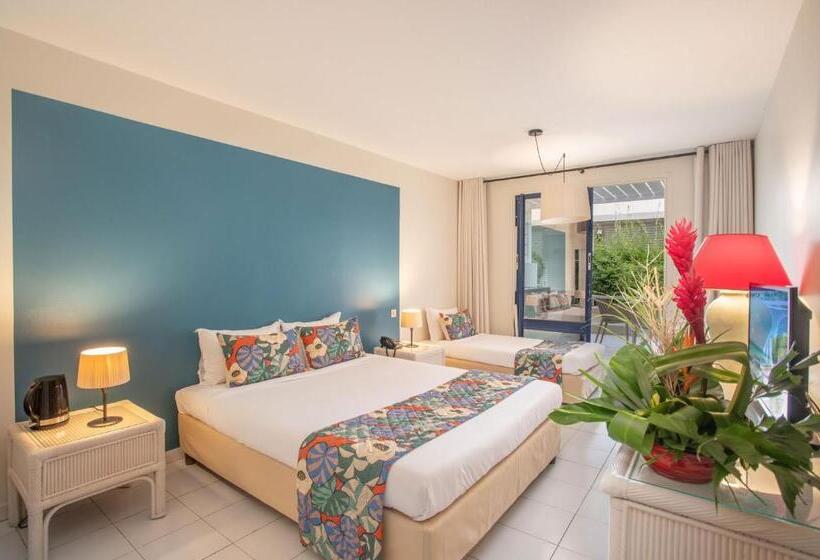 استودیو استاندارد با تراس, Karibea Squash