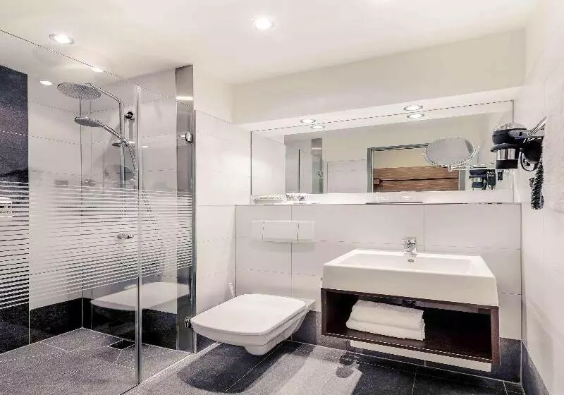 اتاق استاندارد با تخت دو نفره بزرگ, Mercure Hotel Stuttgart Gerlingen