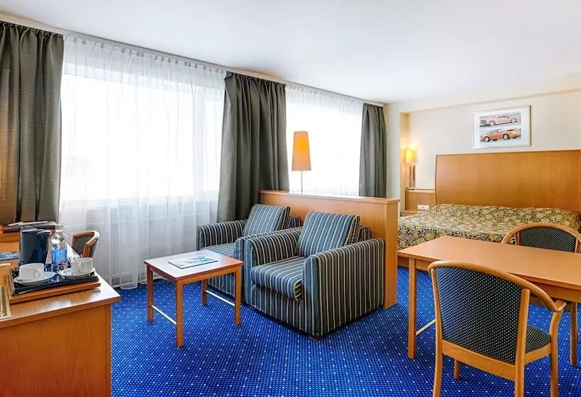 Suite Ejecutiva, Rus