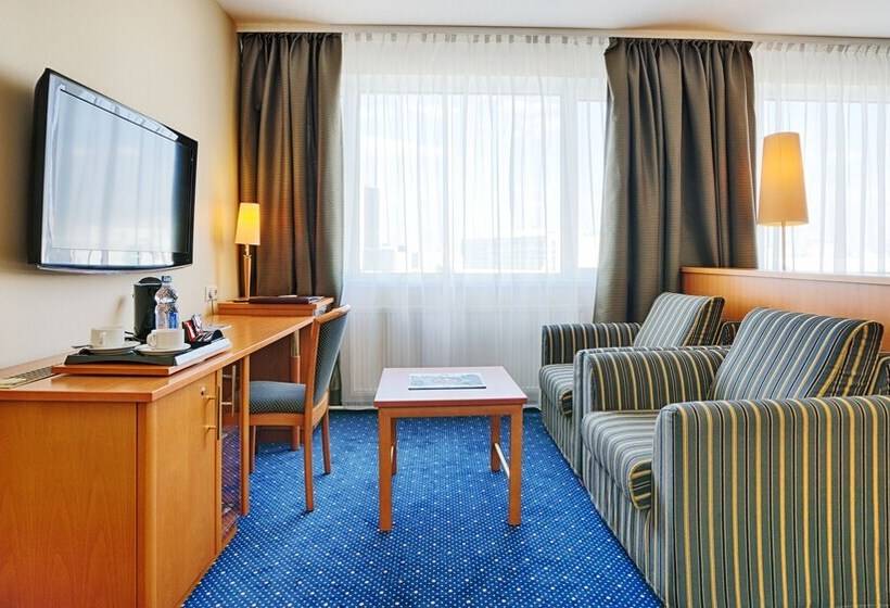 Suite Executiva, Rus